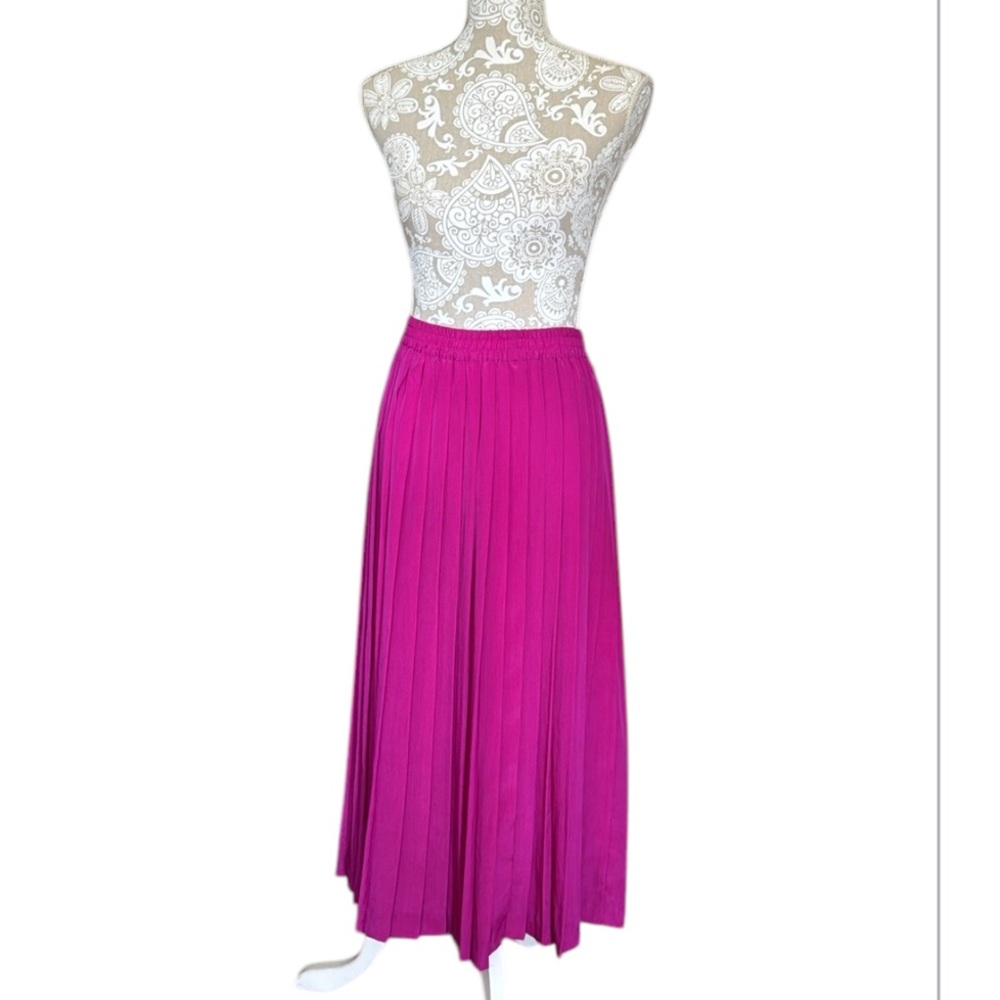 Josephine pleated skirt